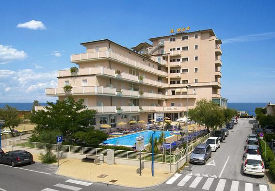 Hotel Man Лидо-ди-Савио Экстерьер фото