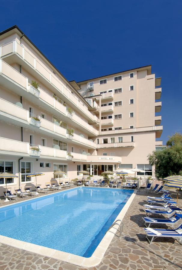 Hotel Man Лидо-ди-Савио Экстерьер фото